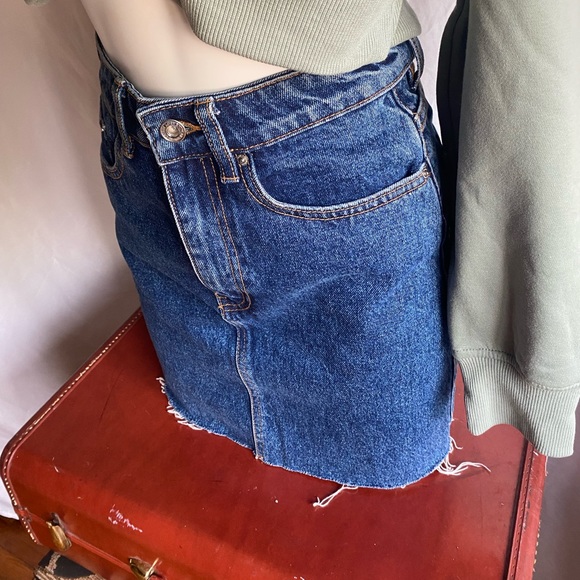 Zara blue Jeans skirt - Picture 2 of 11